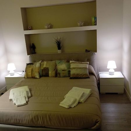 La Casa Di Peppe Apartment Bari Ngoại thất bức ảnh